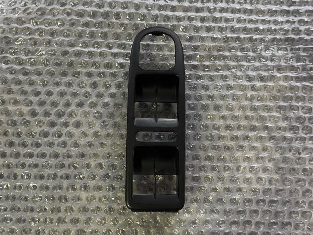 bontott VW GOLF VI Bal első Ablakemelő Kapcsoló Keret