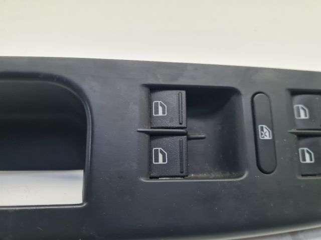 bontott VW GOLF VI Bal első Ablakemelő Kapcsoló