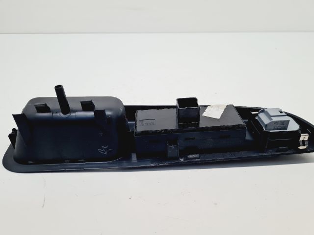 bontott VW GOLF VI Bal első Ablakemelő Kapcsoló