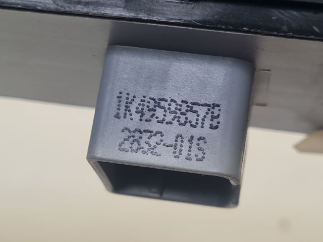 bontott VW GOLF VI Bal első Ablakemelő Kapcsoló