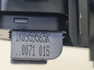 bontott VW GOLF VI Bal első Ablakemelő Kapcsoló