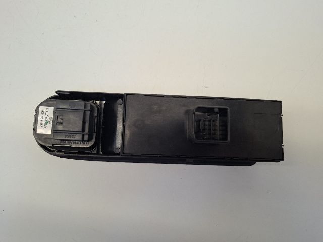 bontott VW GOLF VI Bal első Ablakemelő Kapcsoló