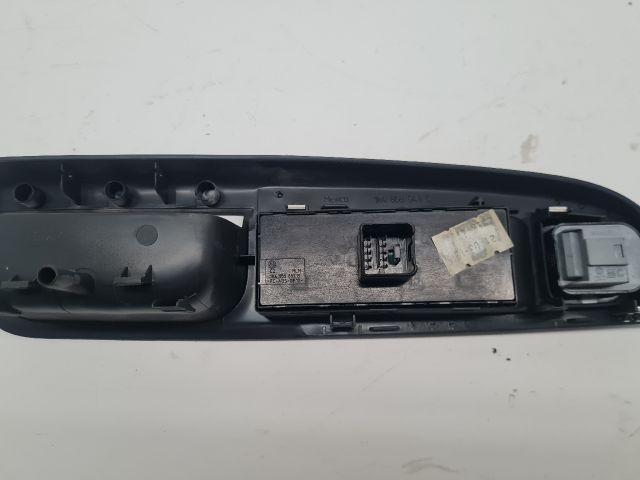 bontott VW GOLF VI Bal első Ablakemelő Kapcsoló