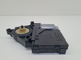 bontott VW GOLF VI Bal első Ablakemelő Motor