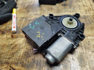 bontott VW GOLF VI Bal első Ablakemelő Motor