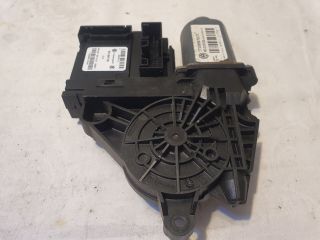 bontott VW GOLF VI Bal első Ablakemelő Motor
