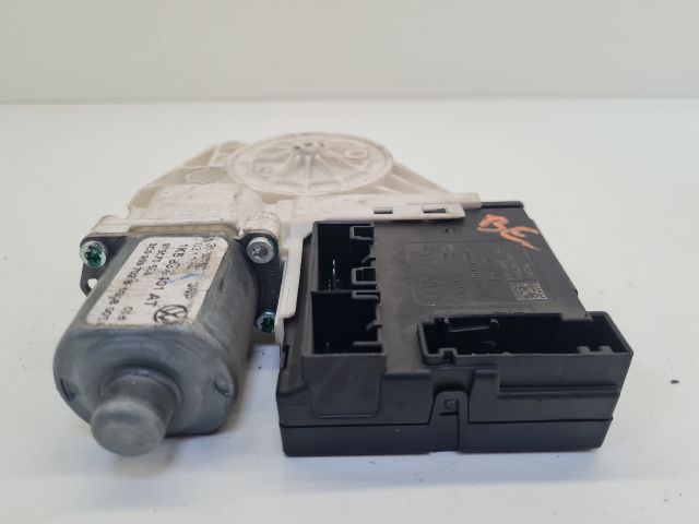 bontott VW GOLF VI Bal első Ablakemelő Motor