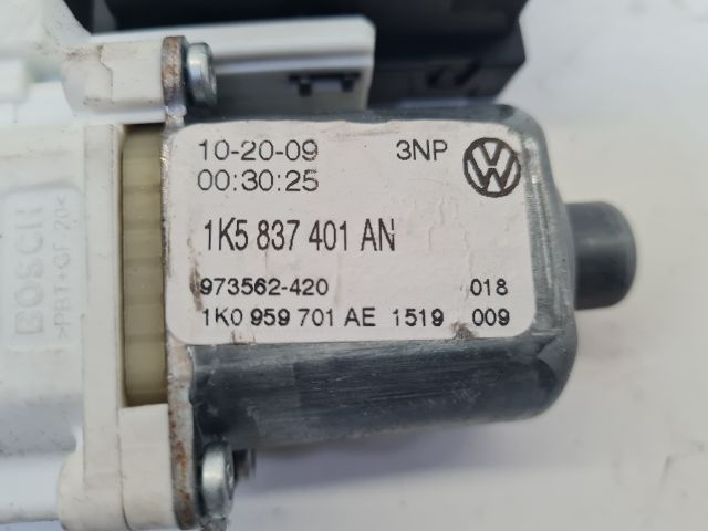 bontott VW GOLF VI Bal első Ablakemelő Motor
