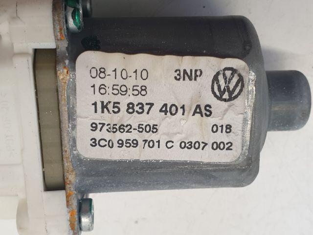 bontott VW GOLF VI Bal első Ablakemelő Motor