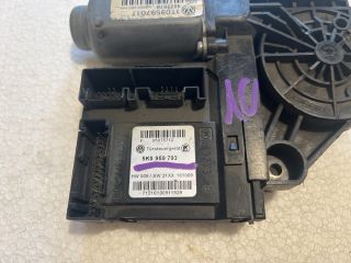 bontott VW GOLF VI Bal első Ablakemelő Motor