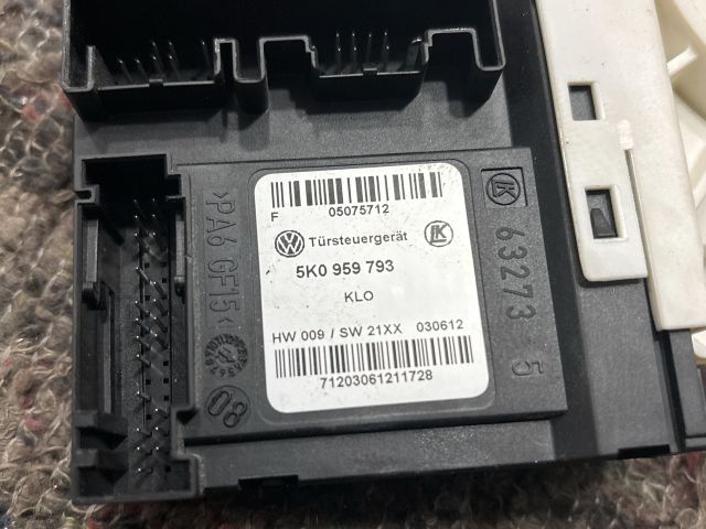 bontott VW GOLF VI Bal első Ablakemelő Motor