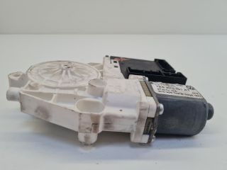 bontott VW GOLF VI Bal első Ablakemelő Motor