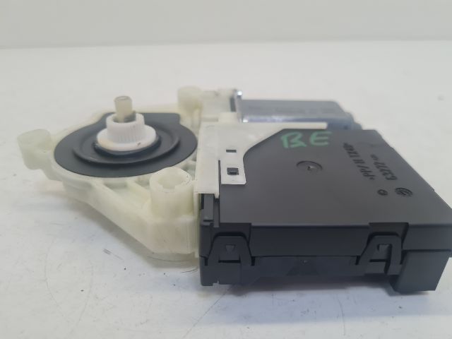 bontott VW GOLF VI Bal első Ablakemelő Motor