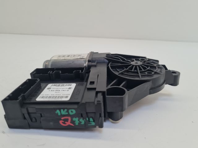 bontott VW GOLF VI Bal első Ablakemelő Motor