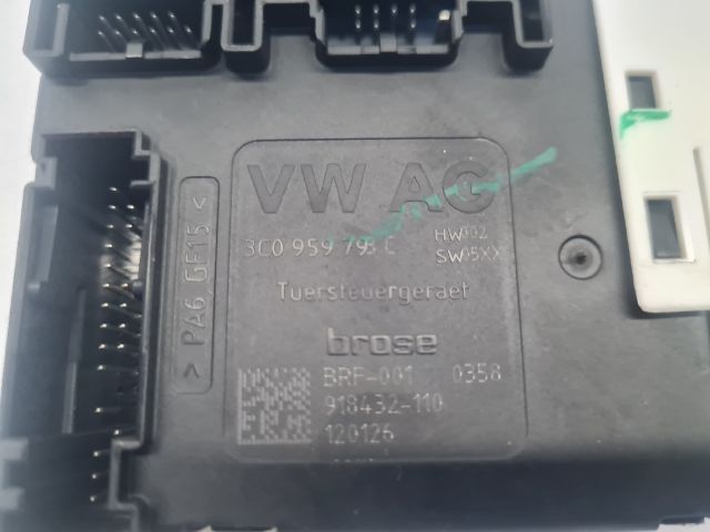 bontott VW GOLF VI Bal első Ablakemelő Motor