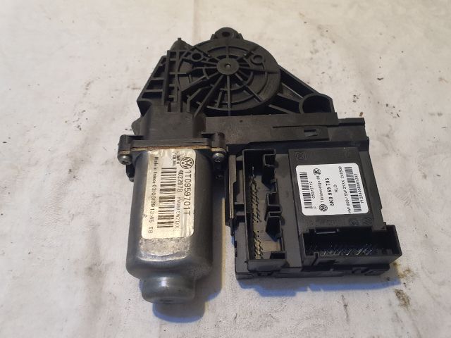 bontott VW GOLF VI Bal első Ablakemelő Motor