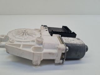 bontott VW GOLF VI Bal első Ablakemelő Motor