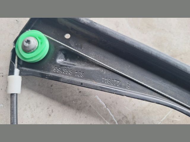 bontott VW GOLF VI Bal első Ablakemelő Szerkezet (Elektromos)