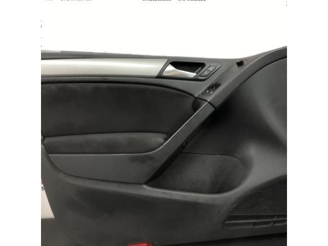 bontott VW GOLF VI Bal első Ajtó Kárpit