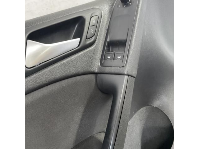 bontott VW GOLF VI Bal első Ajtó Kárpit