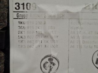 bontott VW GOLF VI Bal első Ajtó Kárpit