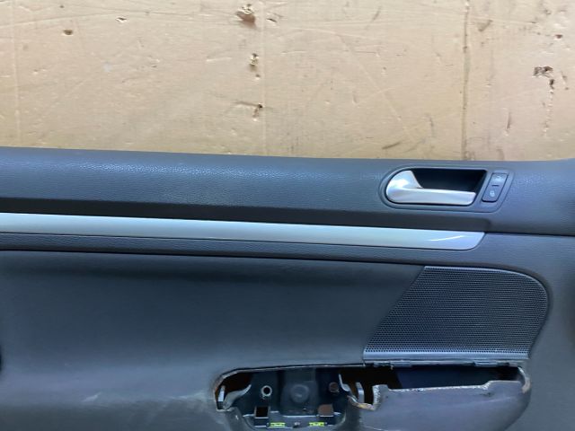 bontott VW GOLF VI Bal első Ajtó Kárpit