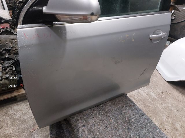 bontott VW GOLF VI Bal első Ajtó (Részeivel)