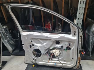 bontott VW GOLF VI Bal első Ajtó (Részeivel)