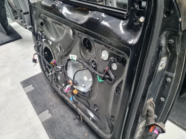 bontott VW GOLF VI Bal első Ajtó (Részeivel)