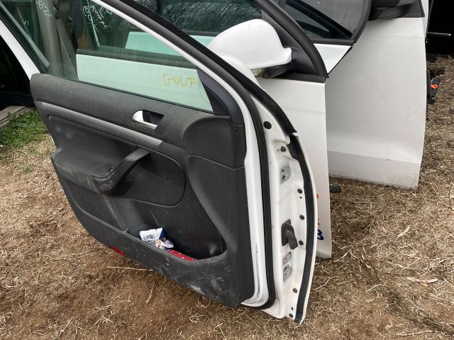 bontott VW GOLF VI Bal első Ajtó (Részeivel)