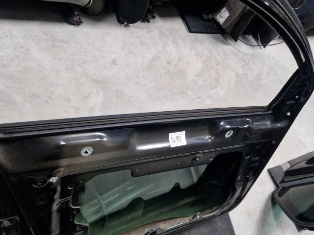 bontott VW GOLF VI Bal első Ajtó (Üres lemez)