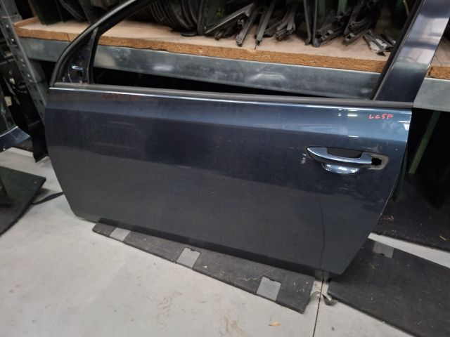 bontott VW GOLF VI Bal első Ajtó (Üres lemez)