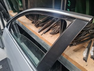 bontott VW GOLF VI Bal első Ajtó (Üres lemez)