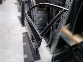 bontott VW GOLF VI Bal első Ajtó (Üres lemez)