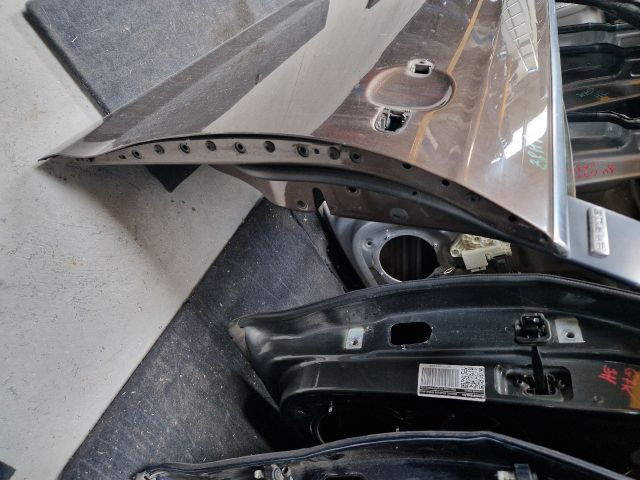 bontott VW GOLF VI Bal első Ajtó (Üres lemez)