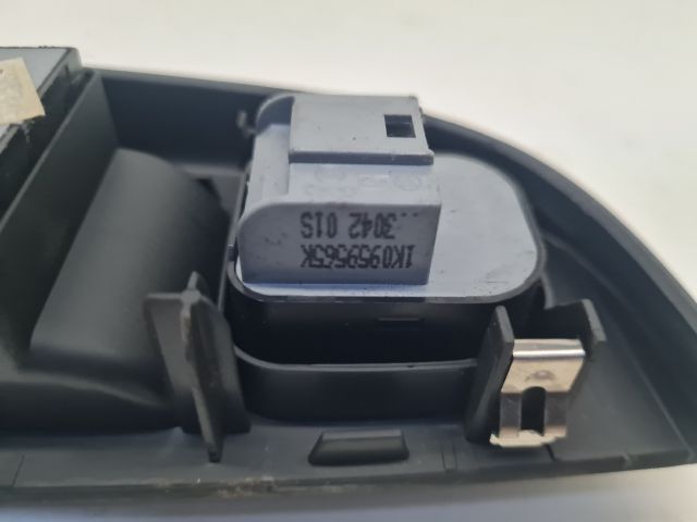 bontott VW GOLF VI Bal első Ajtóbehúzó