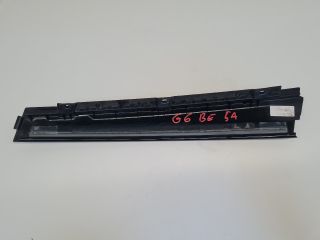 bontott VW GOLF VI Bal első Ajtókeret Burkolat