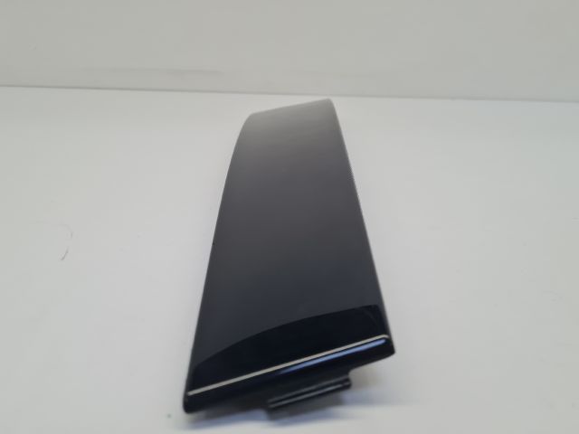 bontott VW GOLF VI Bal első Ajtókeret Burkolat