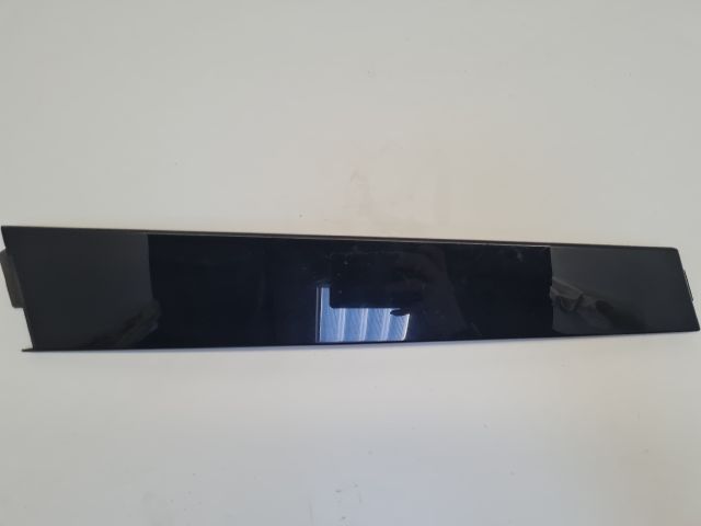 bontott VW GOLF VI Bal első Ajtókeret Burkolat