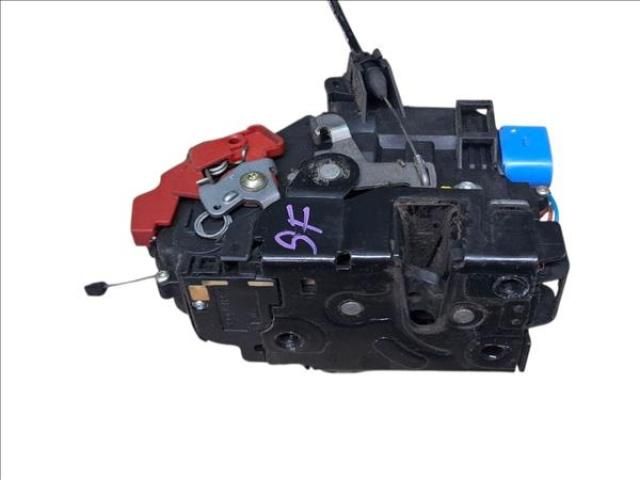 bontott VW GOLF VI Bal első Ajtózár