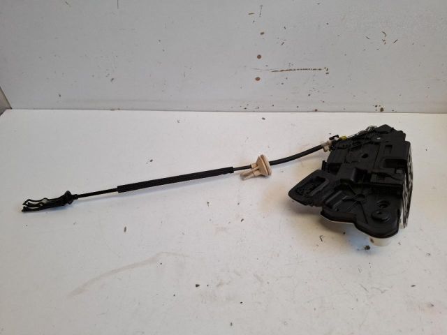 bontott VW GOLF VI Bal első Ajtózár