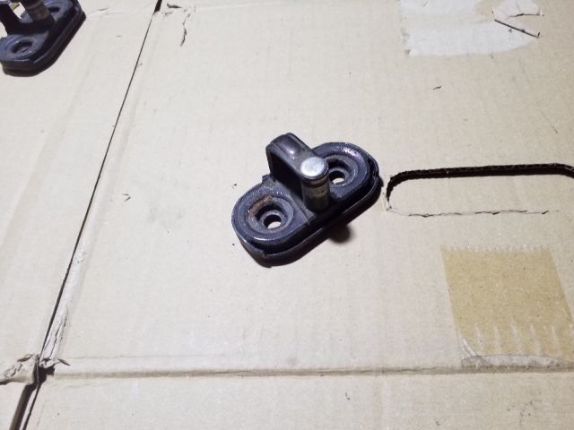 bontott VW GOLF VI Bal első Ajtózár