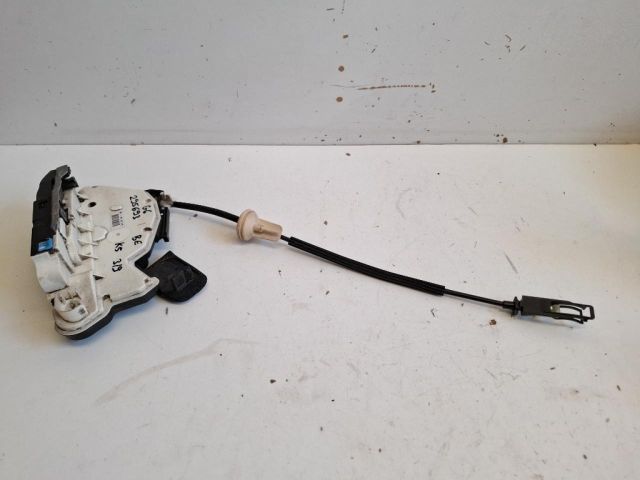 bontott VW GOLF VI Bal első Ajtózár