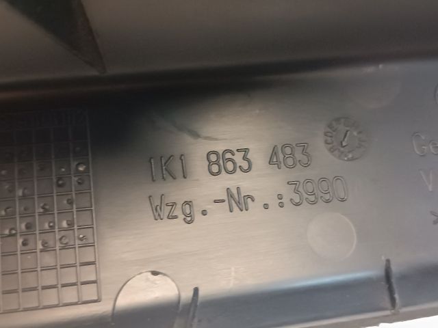 bontott VW GOLF VI Bal első Belső Küszöb Burkolat