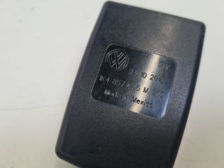 bontott VW GOLF VI Bal első Biztonsági Öv Csat