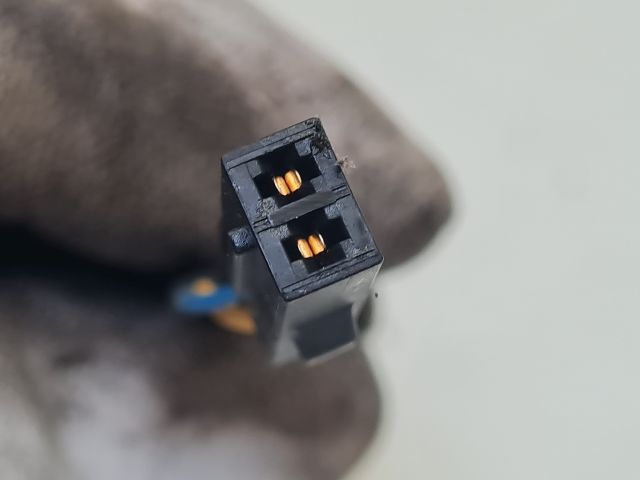 bontott VW GOLF VI Bal első Biztonsági Öv Csat