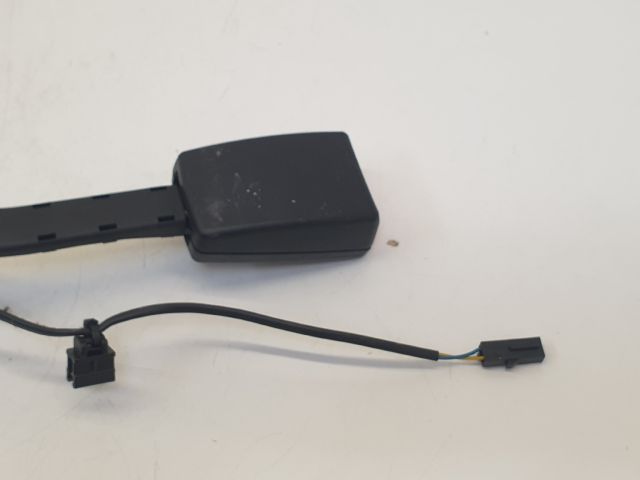 bontott VW GOLF VI Bal első Biztonsági Öv Csat