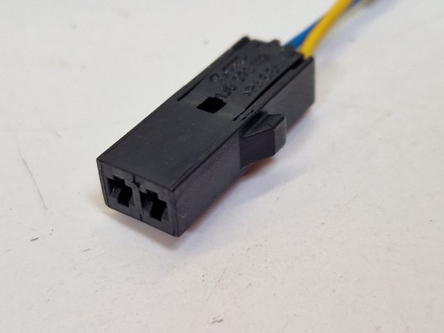 bontott VW GOLF VI Bal első Biztonsági Öv Csat