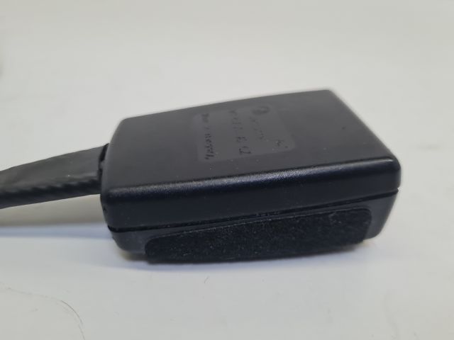 bontott VW GOLF VI Bal első Biztonsági Öv Csat