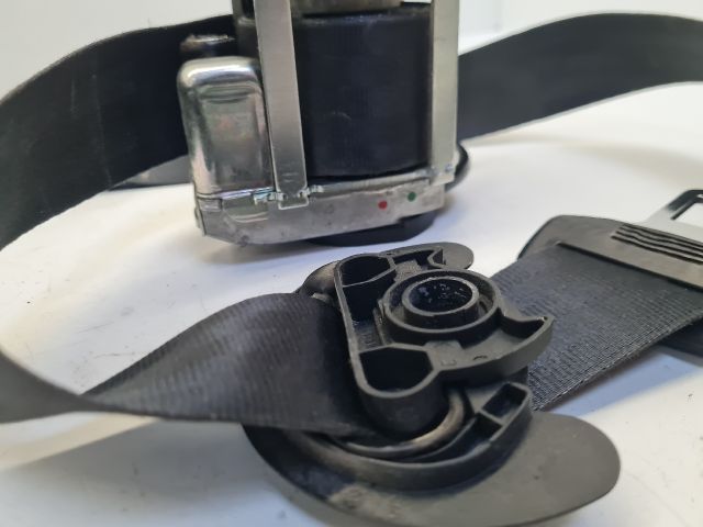 bontott VW GOLF VI Bal első Biztonsági Öv